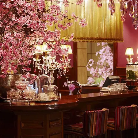 Estherea 4* Amsterdam