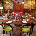 エセレーア ホテル 4*