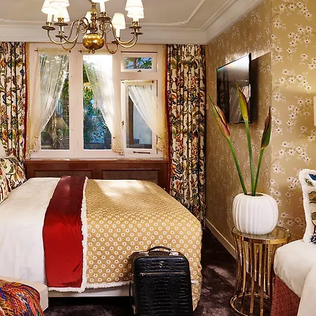Estherea Hotel