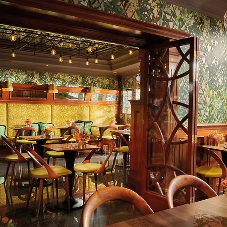 エセレーア 4* アムステルダム