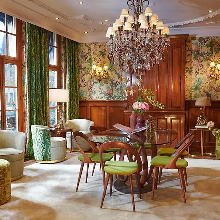 Estherea Hotel 4*