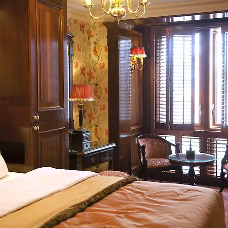 Estherea 4* Amsterdam